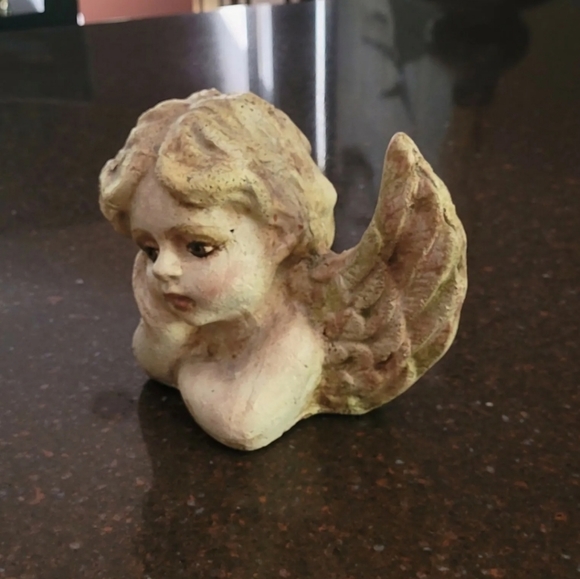 Hand Painted Angel Cherub Adorable USA - Picture 3 of 6